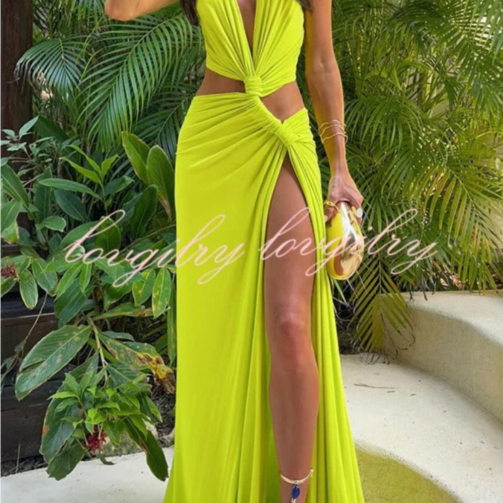 Cut out jersey rope dress w/ slit